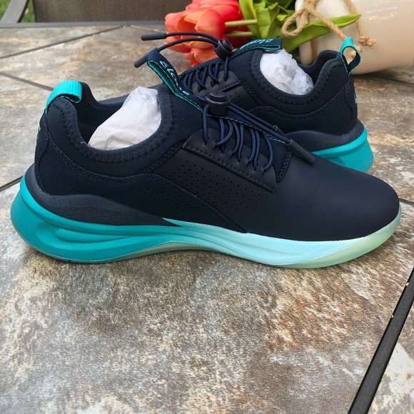 NEW Clove Limited Edition Aqua Blue Classic Shoes Sz 7 Healthcare Nursing - Picture 10 of 14